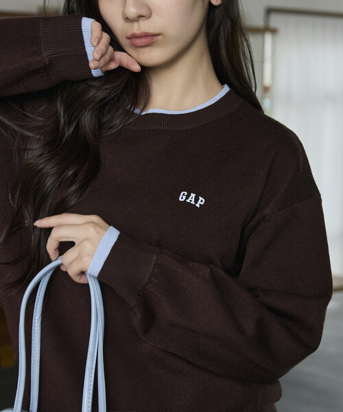 GAP(ギャップ)の「PUBLUX × GAP/ギャップ 配色 レイヤード カシミア ブレンド クルーネック ニット 限定展開(ニット/セーター・レディース・チャコールグレー/グレー/ネイビー/ブラウン・フリ-)」の13枚目の写真