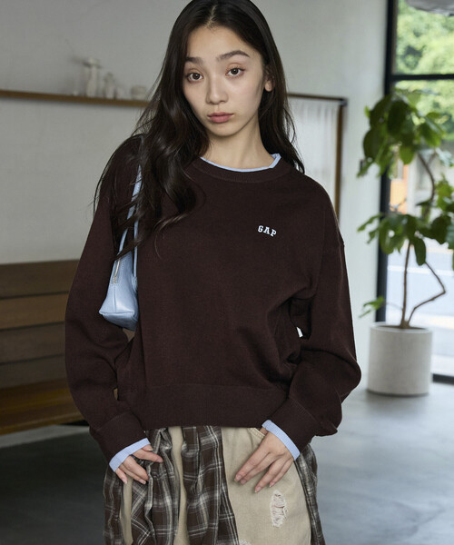 GAP(ギャップ)の「PUBLUX × GAP/ギャップ 配色 レイヤード カシミア ブレンド クルーネック ニット 限定展開(ニット/セーター・レディース・チャコールグレー/グレー/ネイビー/ブラウン・フリ-)」の14枚目の写真
