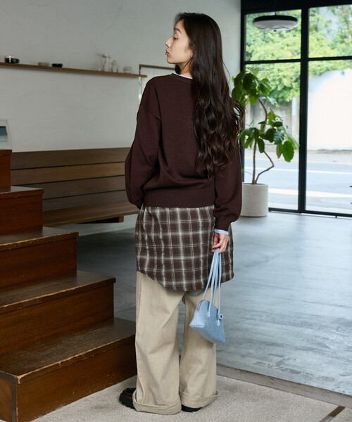 GAP(ギャップ)の「PUBLUX × GAP/ギャップ 配色 レイヤード カシミア ブレンド クルーネック ニット 限定展開(ニット/セーター・レディース・チャコールグレー/グレー/ネイビー/ブラウン・フリ-)」の19枚目の写真