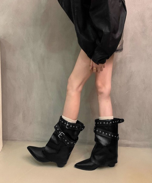 Miniministore(ミニミニストア)の「ポインテッドトゥショートブーツ美脚脚長靴(ブーツ・レディース・ブラウン/ブラック/キャメル・23.0cm/22.5cm/24.5cm/24.0cm/23.5cm)」の11枚目の写真