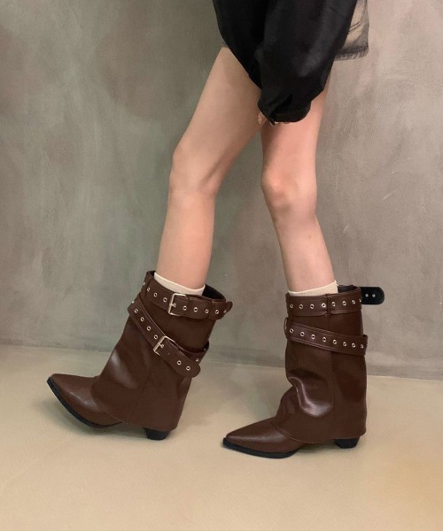 Miniministore(ミニミニストア)の「ポインテッドトゥショートブーツ美脚脚長靴(ブーツ・レディース・ブラウン/ブラック/キャメル・23.0cm/22.5cm/24.5cm/24.0cm/23.5cm)」の17枚目の写真