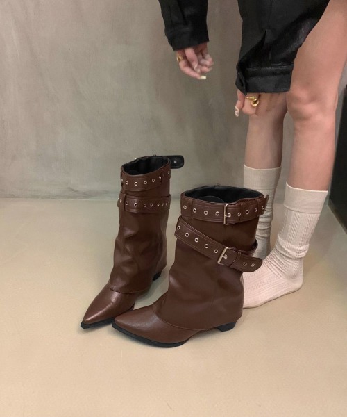 Miniministore(ミニミニストア)の「ポインテッドトゥショートブーツ美脚脚長靴(ブーツ・レディース・ブラウン/ブラック/キャメル・23.0cm/22.5cm/24.5cm/24.0cm/23.5cm)」の18枚目の写真
