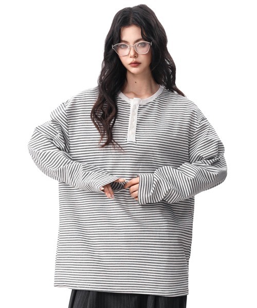 neos(ネオス)の「【neos】細ピッチ ボーダー ボタン 配色 切替 ヘンリーネック 長袖 Tシャツ カットソー リラックスフィット プルオーバー メンズ レディース ユニセックス 2026秋冬(Tシャツ/カットソー・メンズ・ブラック/ホワイト/グレー・X-LARGE/MEDIUM/LARGE)」の10枚目の写真
