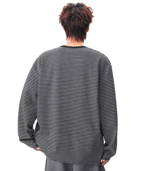 neos(ネオス)の「【neos】細ピッチ ボーダー ボタン 配色 切替 ヘンリーネック 長袖 Tシャツ カットソー リラックスフィット プルオーバー メンズ レディース ユニセックス 2026秋冬(Tシャツ/カットソー・メンズ・ブラック/ホワイト/グレー・X-LARGE/MEDIUM/LARGE)」の16枚目の写真