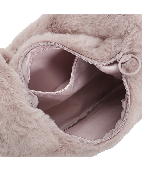 PUMA(プーマ)の「PUMA プーマ ウィメンズ UP ファー スモール プリズム バッグ 2L(ショルダーバッグ・レディース・ピンクベージュ/ブラック系・フリー)」の5枚目の写真