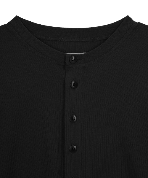 ENDOOR(エンドア)の「CADENCE フィンガーホールカーディガン(ブラック)(カーディガン/ボレロ・レディース・ブラック・LARGE/MEDIUM)」の10枚目の写真