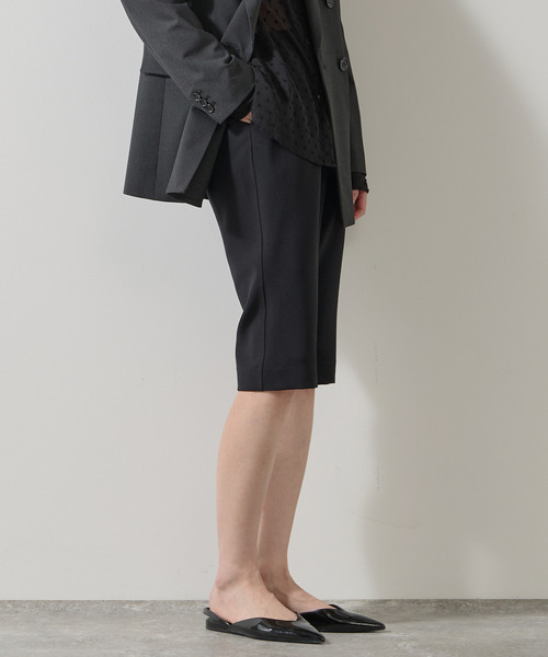 Liesse(リエス)の「ストレッチ ニーレングスパンツ(その他パンツ・レディース・ブラック/ベージュ・M/S/L)」の2枚目の写真