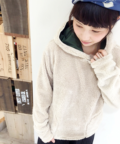 GREEN BOWL（グリーンボウル）の「GREEN BOWL Boa Parka/グリーンボウルボアパーカー（パーカー・メンズ・ベージュ/ライトベージュ/オフホワイト・38/40）」の21枚目の写真