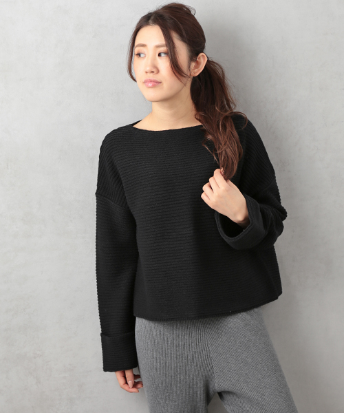 COLONY 2139（コロニートゥーワンスリーナイン）の「リップル袖ターンバックプルオーバー（ニット/セーター・レディース・ブラック/ライトブルー/ホワイト・FREE）」の2枚目の写真