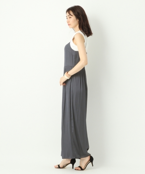 A part by（アパートバイ）の「サテンギャザーサロペット　749738 （サロペット/オーバーオール・レディース・テラコッタ/ネイビー・FREE）」の5枚目の写真