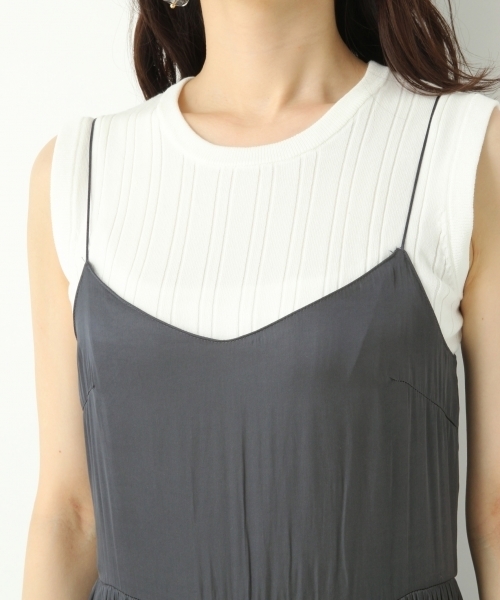 A part by（アパートバイ）の「サテンギャザーサロペット　749738 （サロペット/オーバーオール・レディース・テラコッタ/ネイビー・FREE）」の7枚目の写真