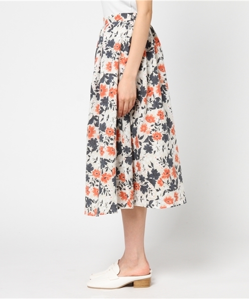 LBC（エルビーシー）の「花柄プリントスカート（スカート・レディース・ホワイト/ブラック・LARGE/MEDIUM）」の7枚目の写真