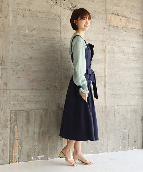 SESTO（セスト）の「PVC素材のチャンキーヒールミュールサンダル/クリアサンダル（サンダル・レディース・ホワイト/グレイッシュベージュ/ライトベージュ/ブラック/ゴールド・3L/L/M/S/LL）」の18枚目の写真