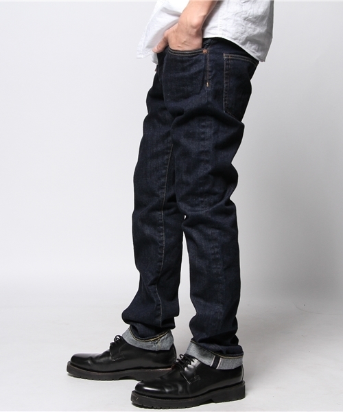 JOURNAL STANDARD relume(ジャーナルスタンダード レリューム)の「セルヴィッチスリムフィットデニムパンツ(デニムパンツ・メンズ・ネイビー・33/30/29/31/32/34)」の2枚目の写真