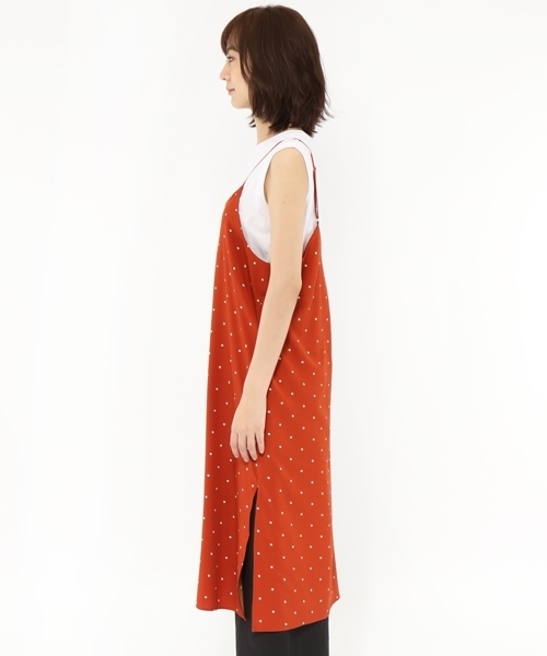 LAKOLE(ラコレ)の「ドット柄キャミソールワンピース / LAKOLE(ワンピース・レディース・ブラック/オレンジ・SMALL/MEDIUM)」の7枚目の写真