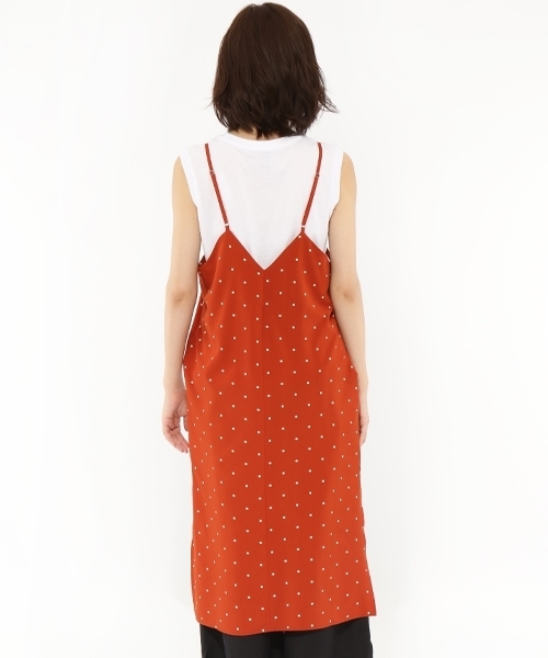 LAKOLE(ラコレ)の「ドット柄キャミソールワンピース / LAKOLE(ワンピース・レディース・ブラック/オレンジ・SMALL/MEDIUM)」の8枚目の写真