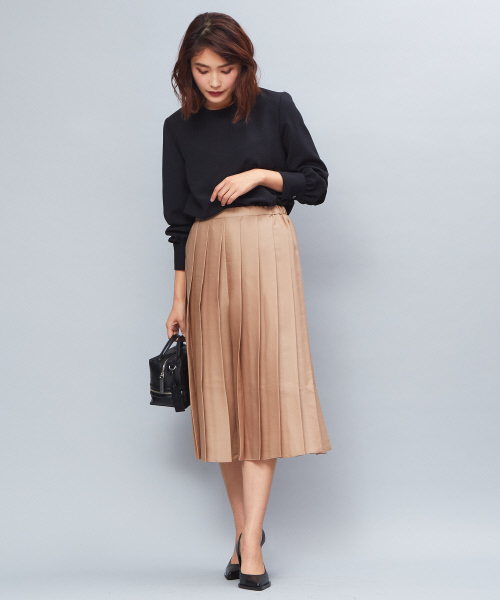 qualite（カリテ）の「ブライトプリーツパンツ（その他パンツ・レディース・ブルー/スミクロ/ベージュ・38）」の16枚目の写真