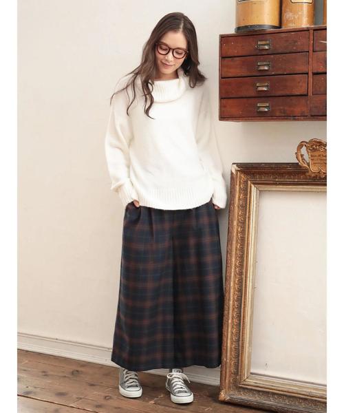 earth music&ecology（アースミュージックアンドエコロジー）の「・フワフワタートルネックニットプルオーバー ●＊（ニット/セーター・レディース・ブラック/ネイビー/アイボリー/ダークパープル/杢グレー/ブルーグリーン・FREE）」の22枚目の写真