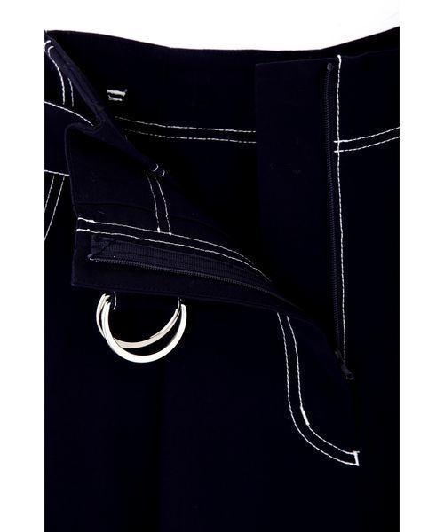 NATURAL BEAUTY BASIC（ナチュラルビューティーベーシック）の「配色ステッチワイドパンツ（その他パンツ・レディース・ネイビー/キャメル・SMALL/MEDIUM）」の10枚目の写真