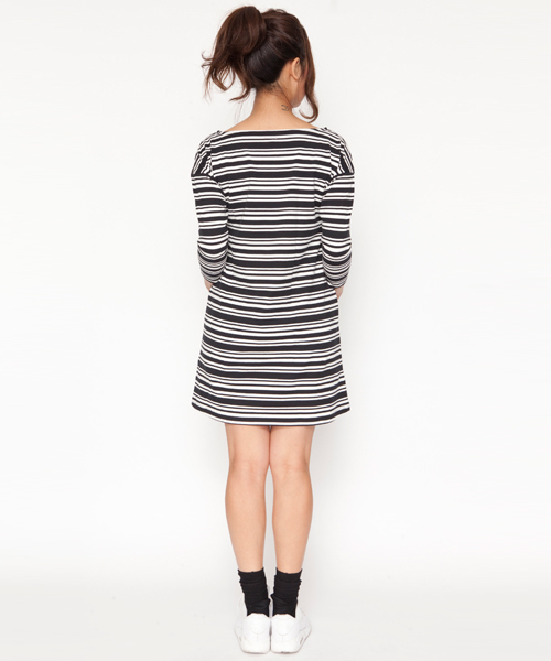 X-girl（エックスガール）の「BASIC DRESS（ワンピース・レディース・ネイビー/ホワイト/マルチ/ブラック/アッシュグレー・1/2）」の7枚目の写真