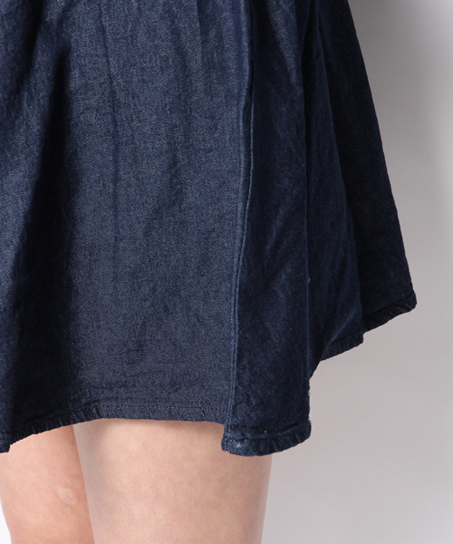 WEGO(ウィゴー)の「WEGO/前ボタンデニムワンピース(ワンピース・レディース・インディゴブルー/ダークインディゴブルー・FREE)」の9枚目の写真