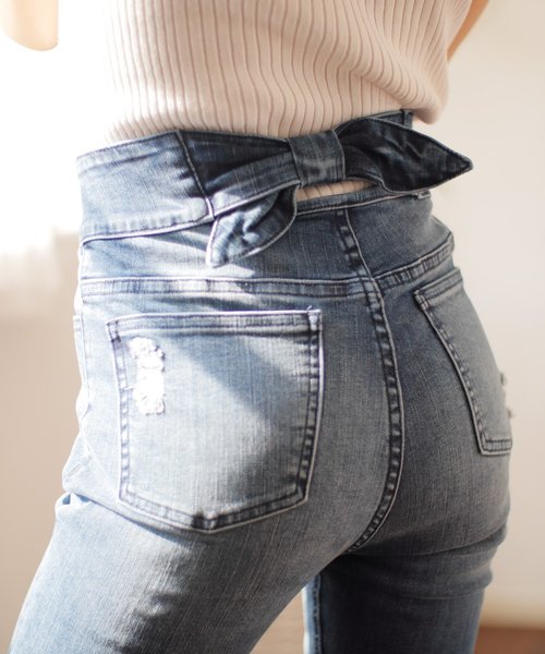 LIPSERVICE（リップサービス）の「バックリボンDenim　パンツ（その他パンツ・レディース・ブルー系その他/ブルー系その他2/ブラック・XS/S/M）」の5枚目の写真