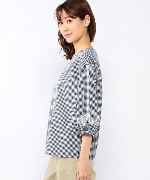 Petit Honfleur（プチオンフルール）の「◇カタログ掲載◇【麻シリーズ】刺しゅうギンガムチェックブラウス（シャツ/ブラウス・レディース・ブラック/ネイビー・11号/9号/13号）」の12枚目の写真