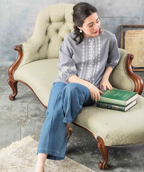 Petit Honfleur（プチオンフルール）の「◇カタログ掲載◇【麻シリーズ】刺しゅうギンガムチェックブラウス（シャツ/ブラウス・レディース・ブラック/ネイビー・11号/9号/13号）」の20枚目の写真