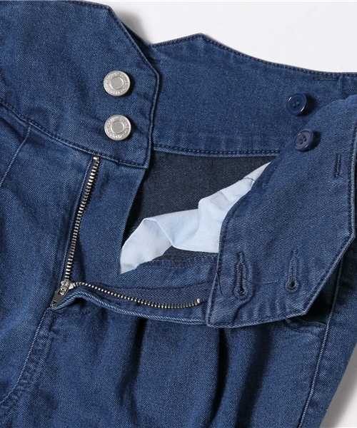 WEGO(ウィゴー)の「WEGO/サスペンダー付きハイウエストタックパンツ(デニムパンツ・レディース・ホワイト/ブルー/サックスブルー・LARGE/MEDIUM)」の7枚目の写真