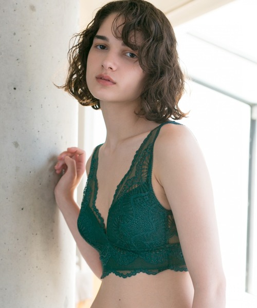 bijorie（ビジュリィ）の「【新色入荷！】バタフライレース／Vバックブラレット（ブラジャー・レディース・ホワイト/ブラック/ブラウン/オリーブ/ブルー・M/L）」の4枚目の写真