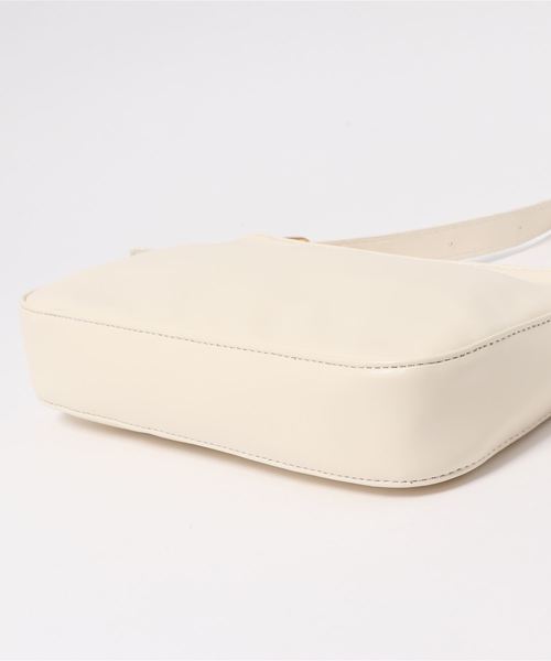 fifth（フィフス）の「コンパクトカラーバッグ（ハンドバッグ・レディース・ホワイト/イエロー/モカ・FREE）」の5枚目の写真