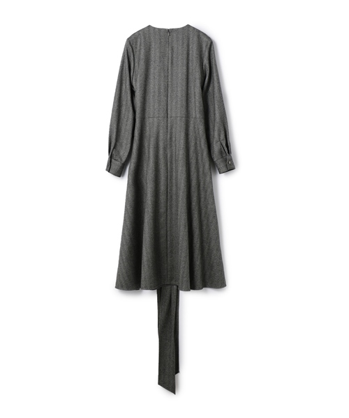 ESTNATION（エストネーション）の「ESTNATION / ウエストリボンロングスリーブフレアワンピース（ワンピース・レディース・ネイビー/グレー・36/38）」の6枚目の写真