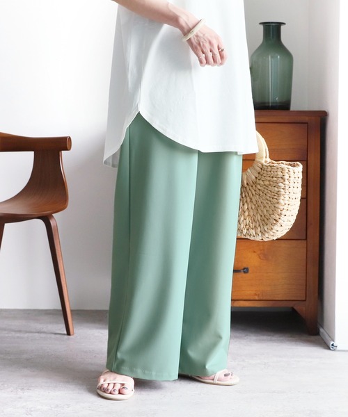 美シルエットタックワイドパンツ