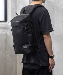 《MAKAVELIC》 CHASE RECTANGLE DAYPACK