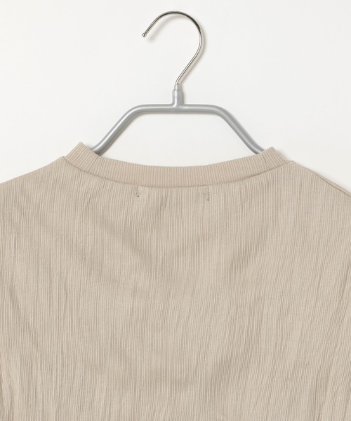 Heather（ヘザー）の「クリンクルリブカットプルオーバーショートスリーブ　887695（Tシャツ/カットソー・レディース・ライトベージュ/アイボリー/ブラック・FREE）」の11枚目の写真