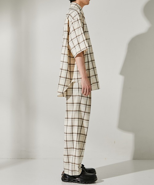 UNITED TOKYO（ユナイテッドトウキョウ）の「クラシックチェックSH/オーバーサイズ/CPOシャツ（シャツ/ブラウス・メンズ・アイボリー/グレー・1/2/3）」の22枚目の写真