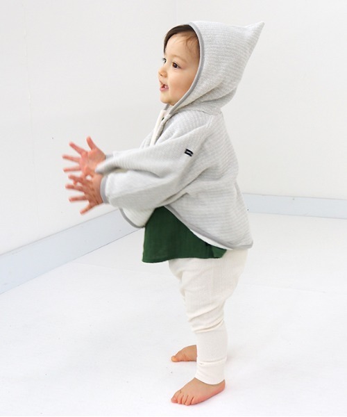 quoti use fith（クゥオティ　ユース　フィス）の「ガーゼスモック 長袖 シャツ（シャツ/ブラウス・キッズ・グリーン/ベージュ/ピンク/チャコールグレー・80/90/100）」の13枚目の写真