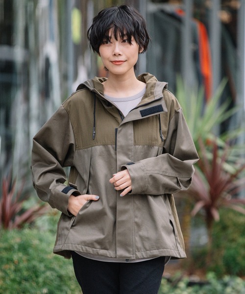 Munich（ミューニック）の「コットンウエストポイント×タッサー　ドッキングブルゾン（ブルゾン・レディース・ブラック/ベージュ/カーキ・S/XS）」の11枚目の写真