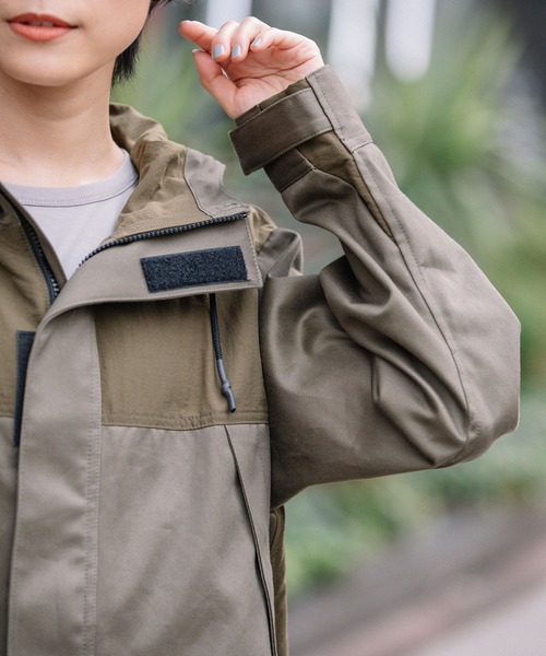 Munich（ミューニック）の「コットンウエストポイント×タッサー　ドッキングブルゾン（ブルゾン・レディース・ブラック/ベージュ/カーキ・S/XS）」の14枚目の写真