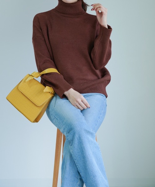 yuue' ( wear )（ユーイ）の「タートルネックドロップショルダースリーブニット（ニット/セーター・レディース・ブラック/ベージュ/ブラウン/ブルー・FREE）」の19枚目の写真