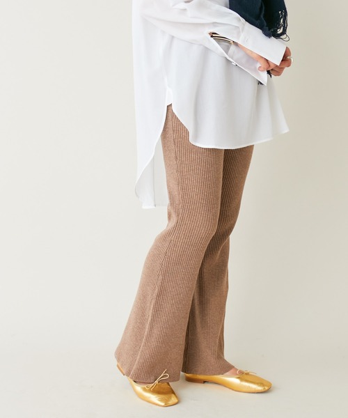 SHENERY（シーナリー）の「リブフレアニットパンツ（その他パンツ・レディース・ブラック/グレイッシュベージュ・FREE）」の9枚目の写真