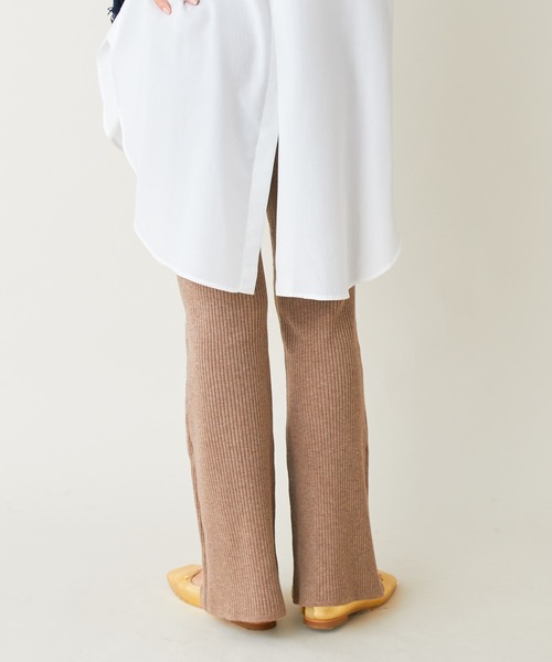 SHENERY（シーナリー）の「リブフレアニットパンツ（その他パンツ・レディース・ブラック/グレイッシュベージュ・FREE）」の10枚目の写真