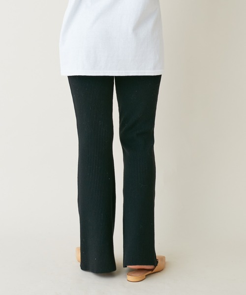 SHENERY（シーナリー）の「リブフレアニットパンツ（その他パンツ・レディース・ブラック/グレイッシュベージュ・FREE）」の17枚目の写真