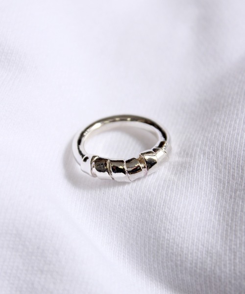 Ayler(アイラー)の「【Ayler】RING ロールバンド細リング Ayl-003(リング・レディース・シルバー/ゴールド・11号/13号)」の1枚目の写真