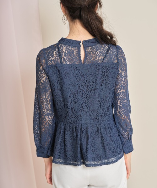 tocco closet(トッコ クローゼット)の「プチハイネック総レースペプラムブラウス(シャツ/ブラウス・レディース・ライトブルー/ブルー/アイボリー・M)」の15枚目の写真