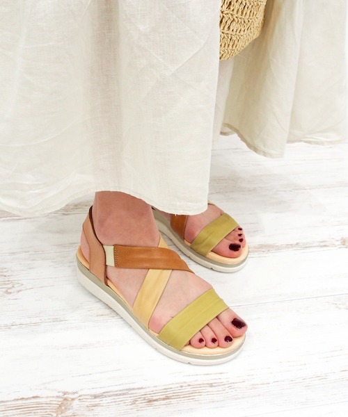 あしながおじさん（アシナガオジサン）の「ふわもちクッションサンダル / あしながおじさん（サンダル・レディース・グリーン/ブラック/ホワイト/ベージュ・S/LL/L/M）」の21枚目の写真