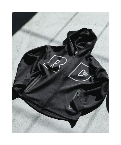 RAD CUSTOM（ラッドカスタム）の「RAD CUSTOM/BIGロゴ フードパーカー（パーカー・キッズ・ブラック/グレー・120/130/140/150/160）」の20枚目の写真