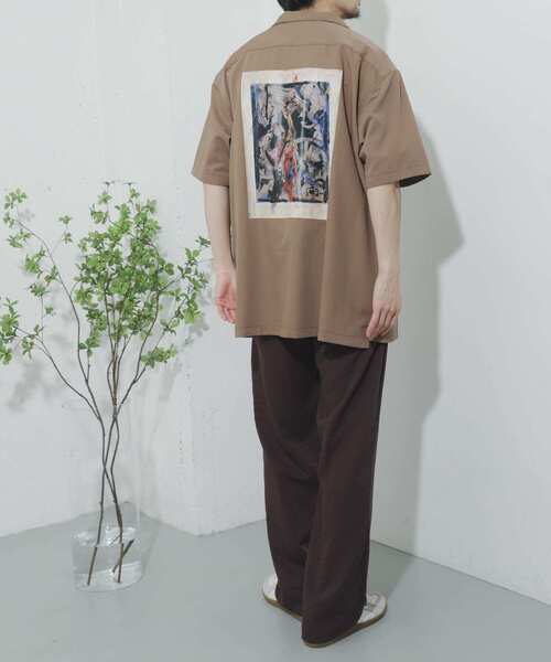 SENSE OF PLACE by URBAN RESEARCH（センスオブプレイスバイアーバンリサーチ）の「『別注』グラフィックアートシャツA（シャツ/ブラウス・メンズ・ホワイト/ベージュ・MEDIUM/LARGE）」の9枚目の写真