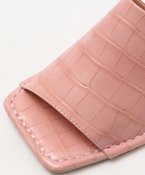 JEANASIS（ジーナシス）の「スクエアアシメミュールサンダル/937896（サンダル・レディース・ホワイト/ピンク/ブラック・MEDIUM/LARGE）」の5枚目の写真