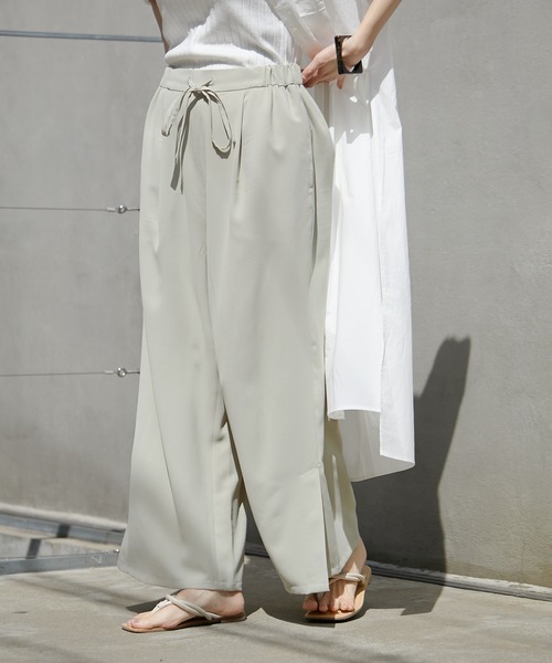 CIAOPANIC TYPY（チャオパニックティピー）の「とろみタックイージースリットパンツ（その他パンツ・レディース・オフホワイト/ブラック/ブラウン/グリーン/イエロー・SMALL/MEDIUM）」の13枚目の写真